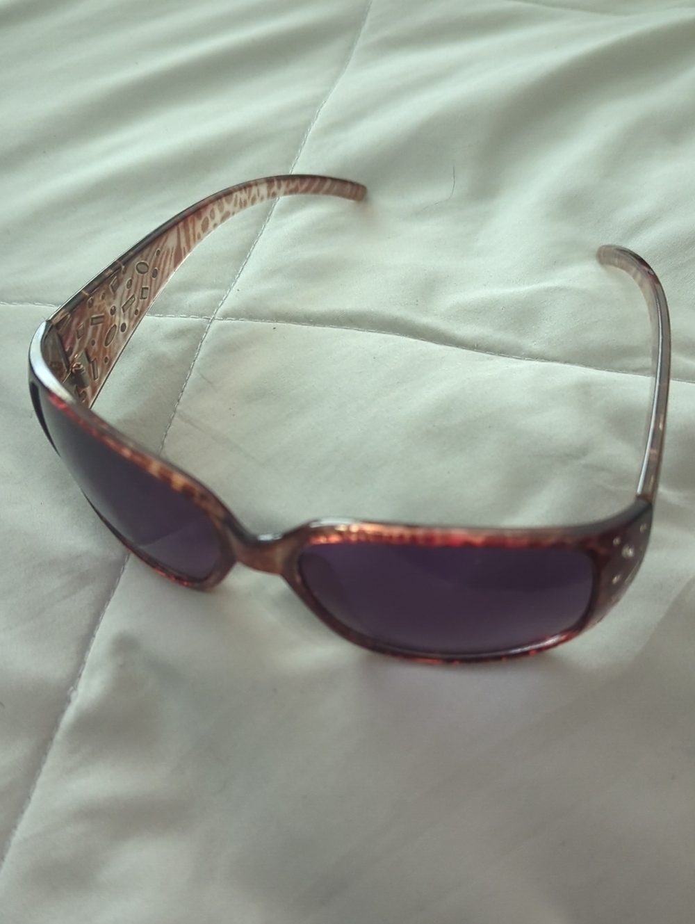Women's Fashion Sunglasses - Brown Tortoiseshell Frame with Dark Grey Lenses
